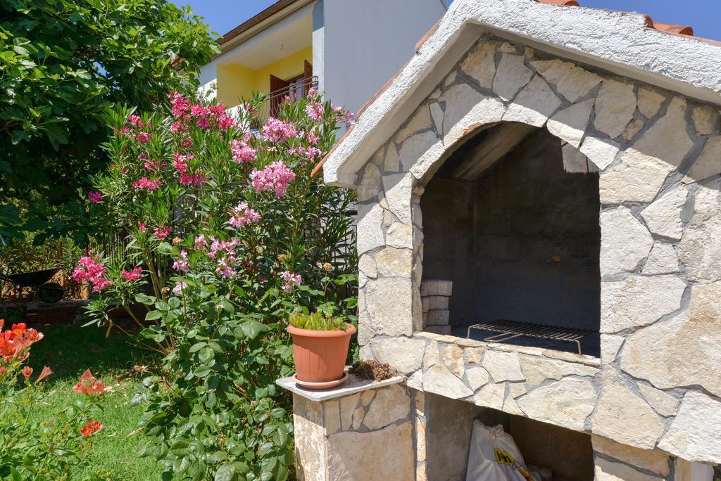 Apartament Nora *