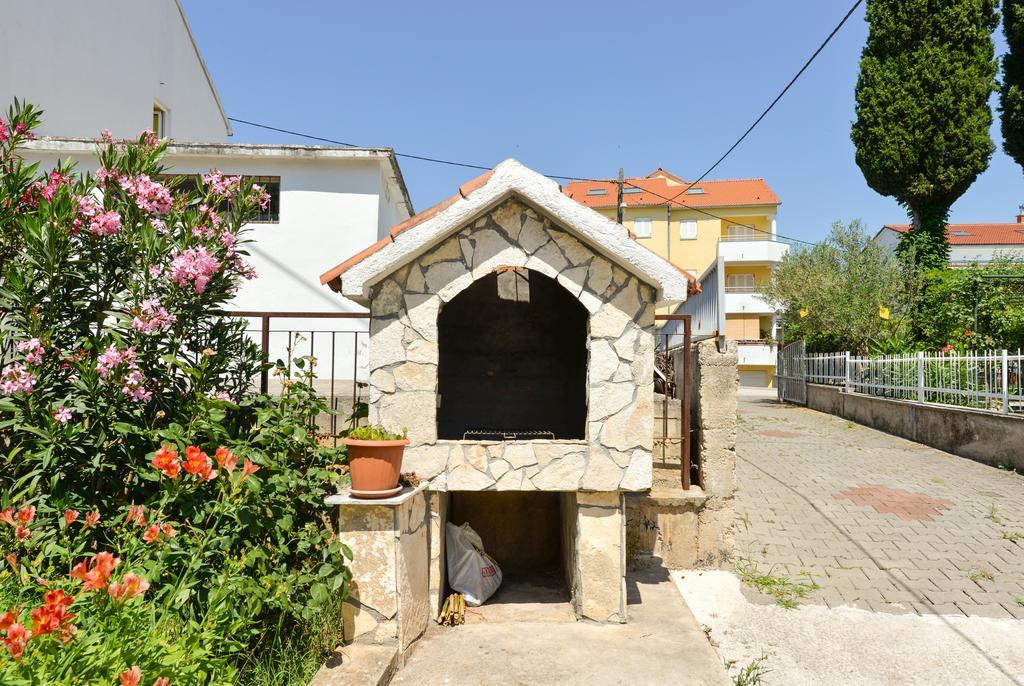 Nora Apartament *